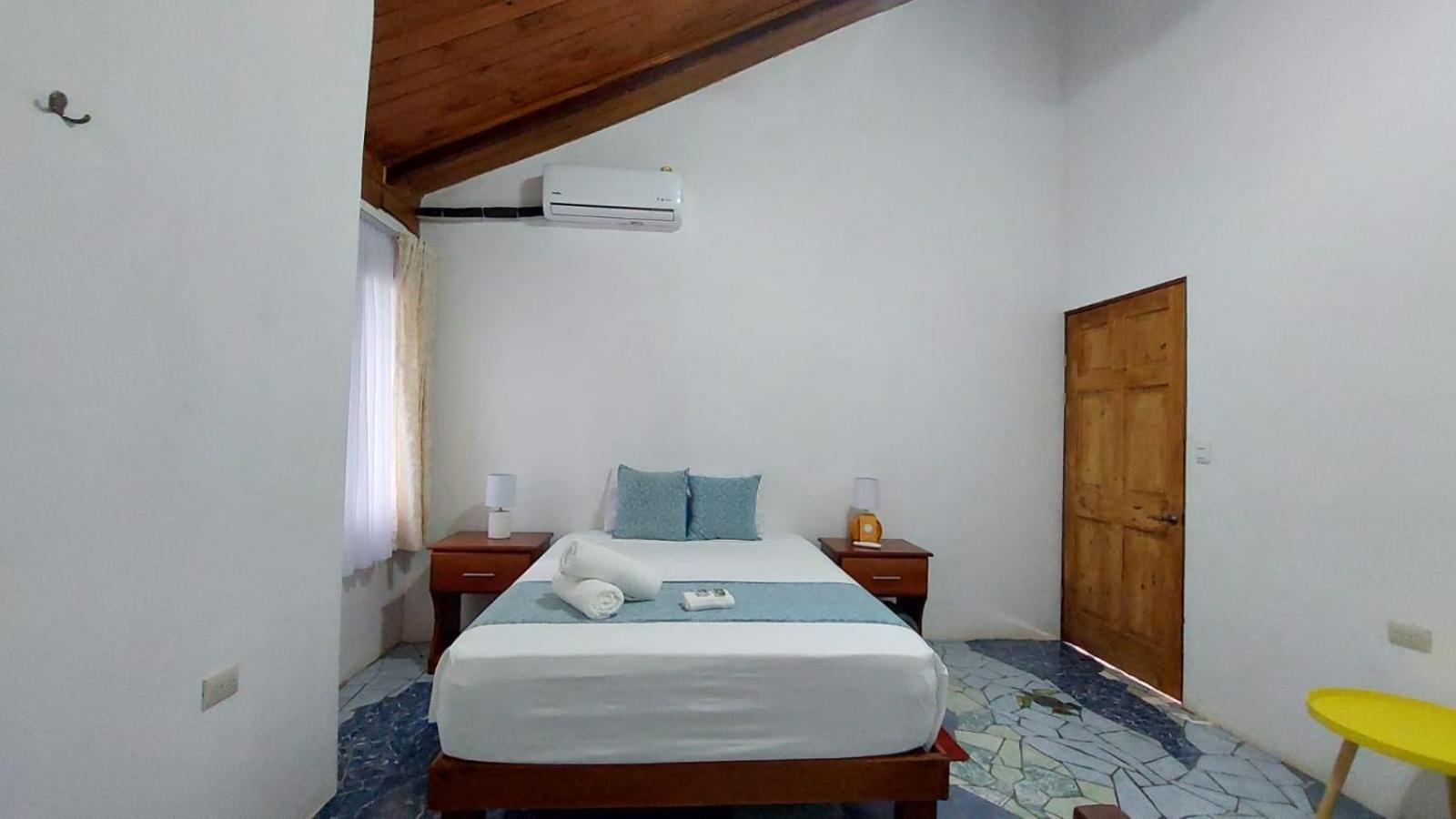 Hotel Casa Thirema Tortuguero Extérieur photo