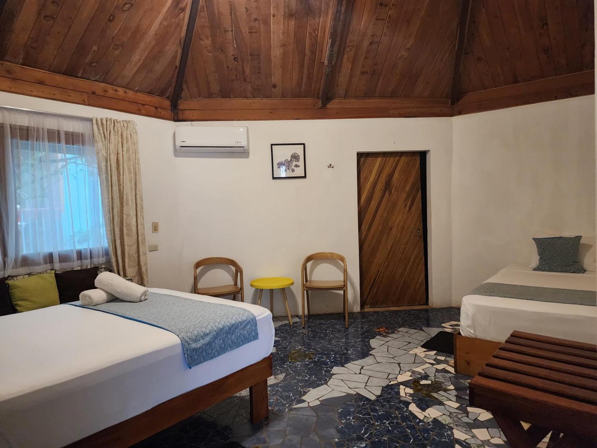 Hotel Casa Thirema Tortuguero Extérieur photo