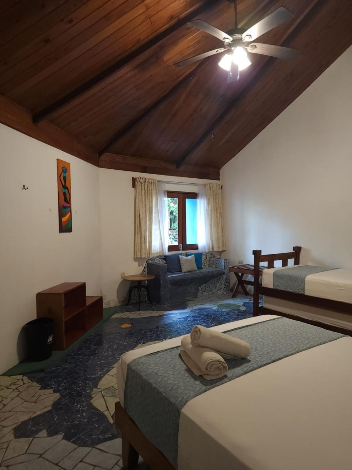 Hotel Casa Thirema Tortuguero Extérieur photo