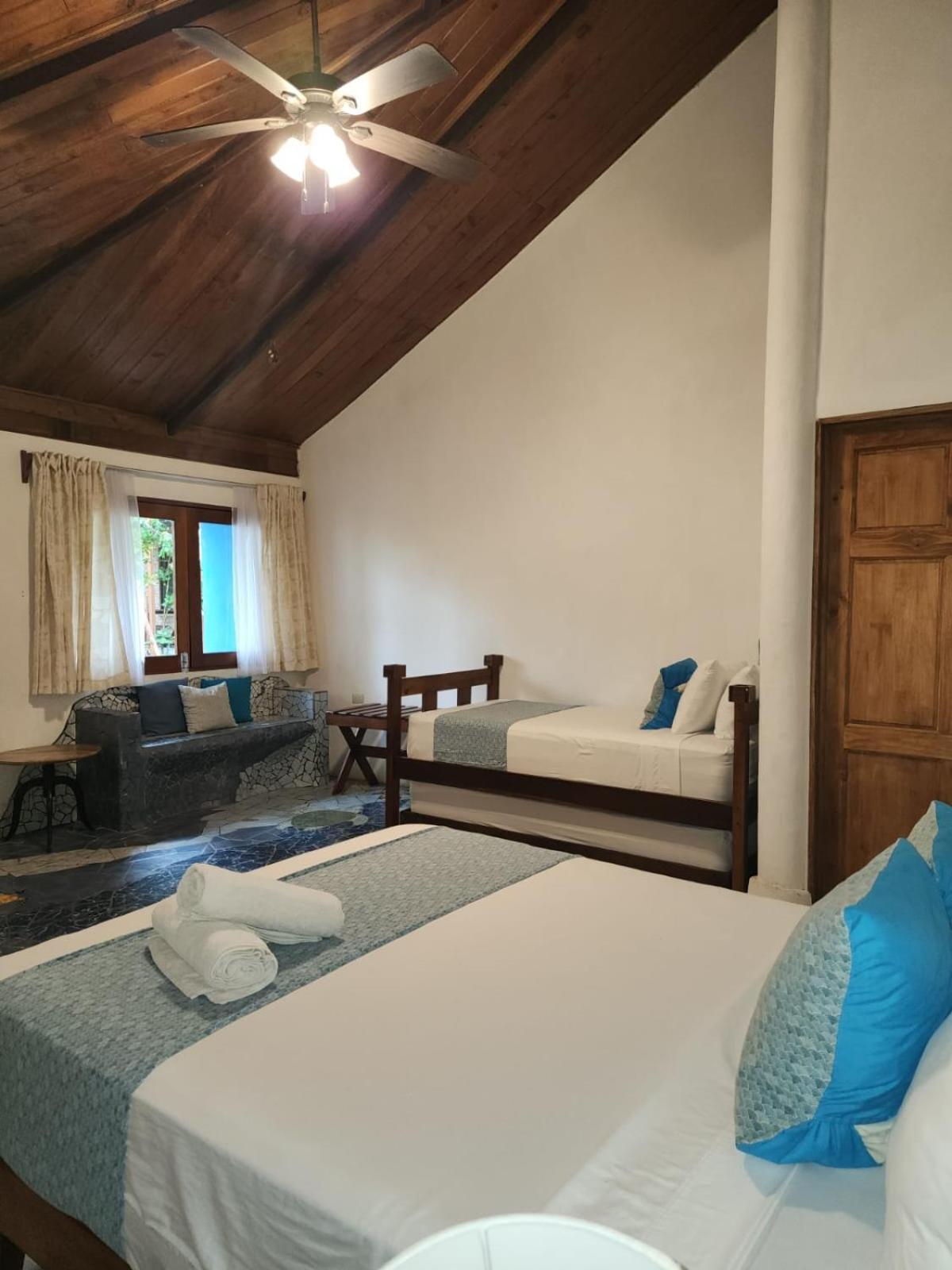 Hotel Casa Thirema Tortuguero Extérieur photo