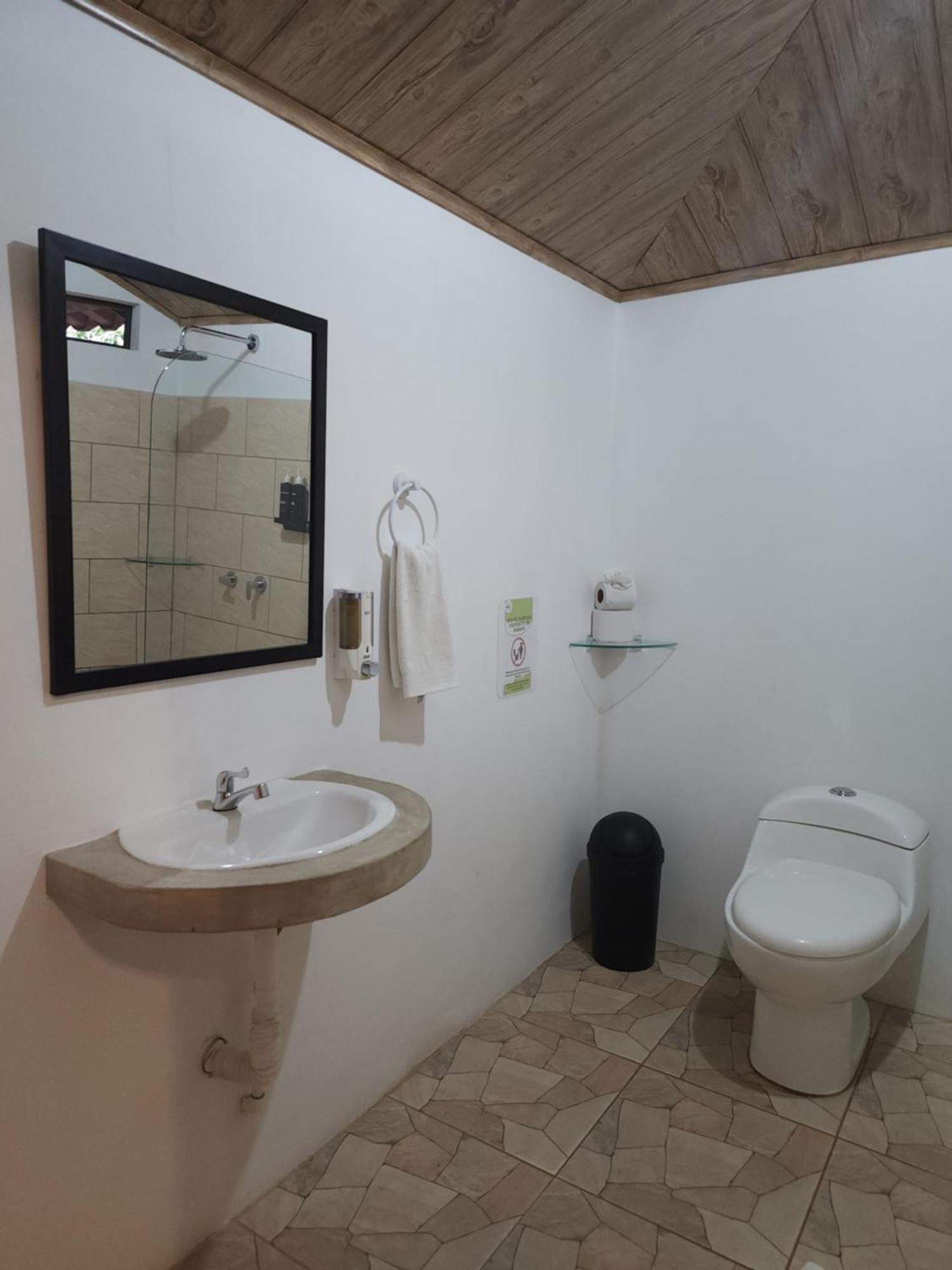 Hotel Casa Thirema Tortuguero Extérieur photo